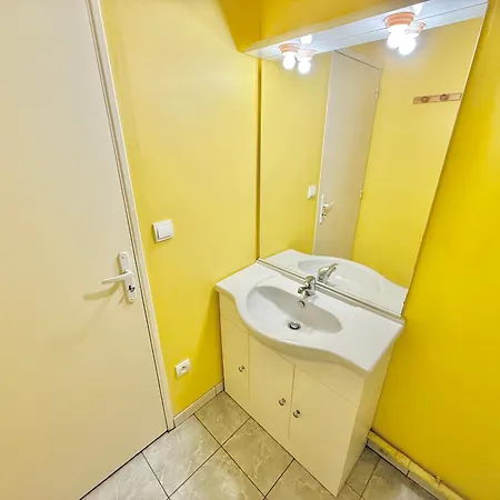 Confort - Parking - 10 Min Airbus Apartman